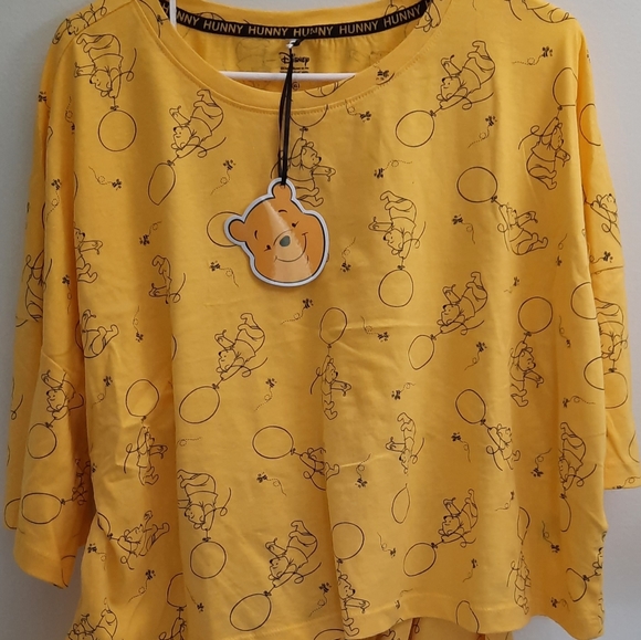 Disney Winnie The Pooh Crop Top And Shorts - Picture 2 of 2